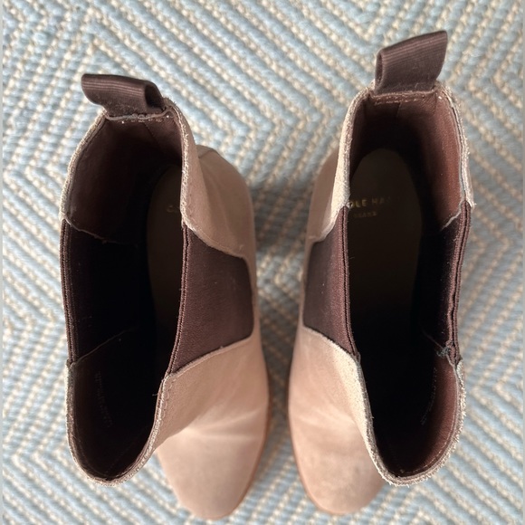 EUC Cole Haan Suede Boots with stacked block heel in size 7! - Picture 3 of 4